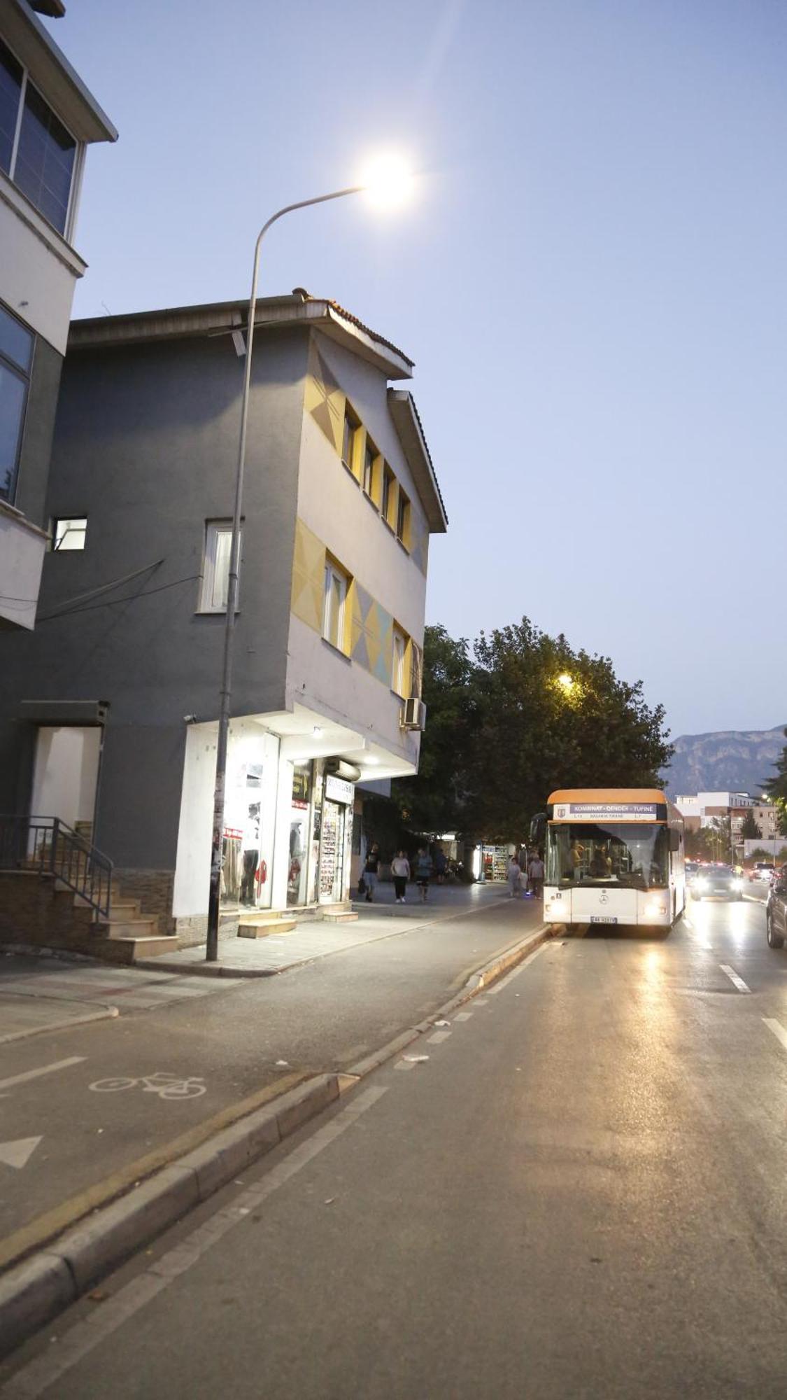 2 Single Bedroom Tirana Exterior photo