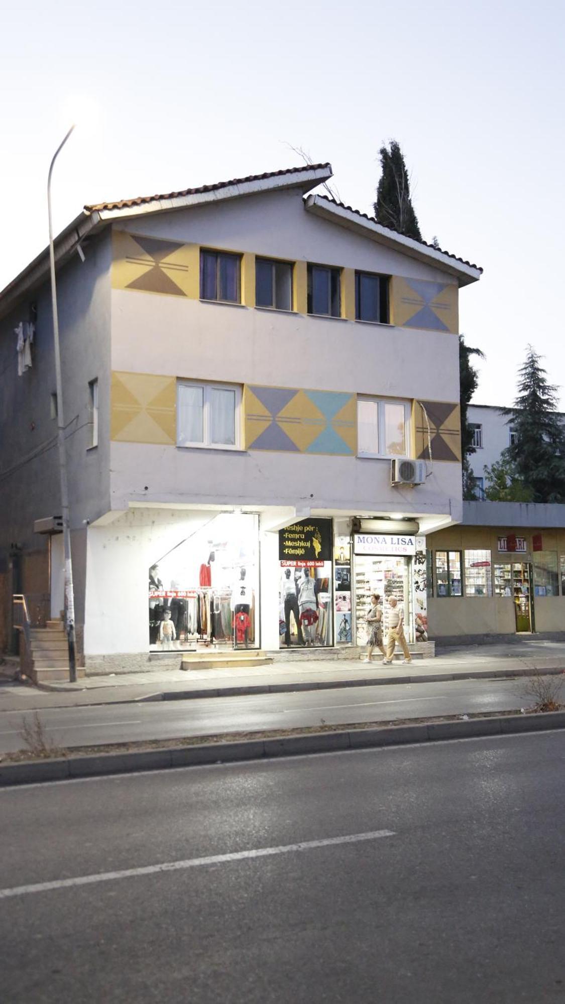 2 Single Bedroom Tirana Exterior photo